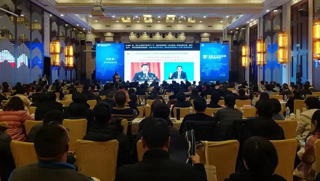 攜康科技董事長潘希文受邀參加武漢“互聯(lián)網(wǎng)+基層醫(yī)療論壇”并發(fā)表主題演講