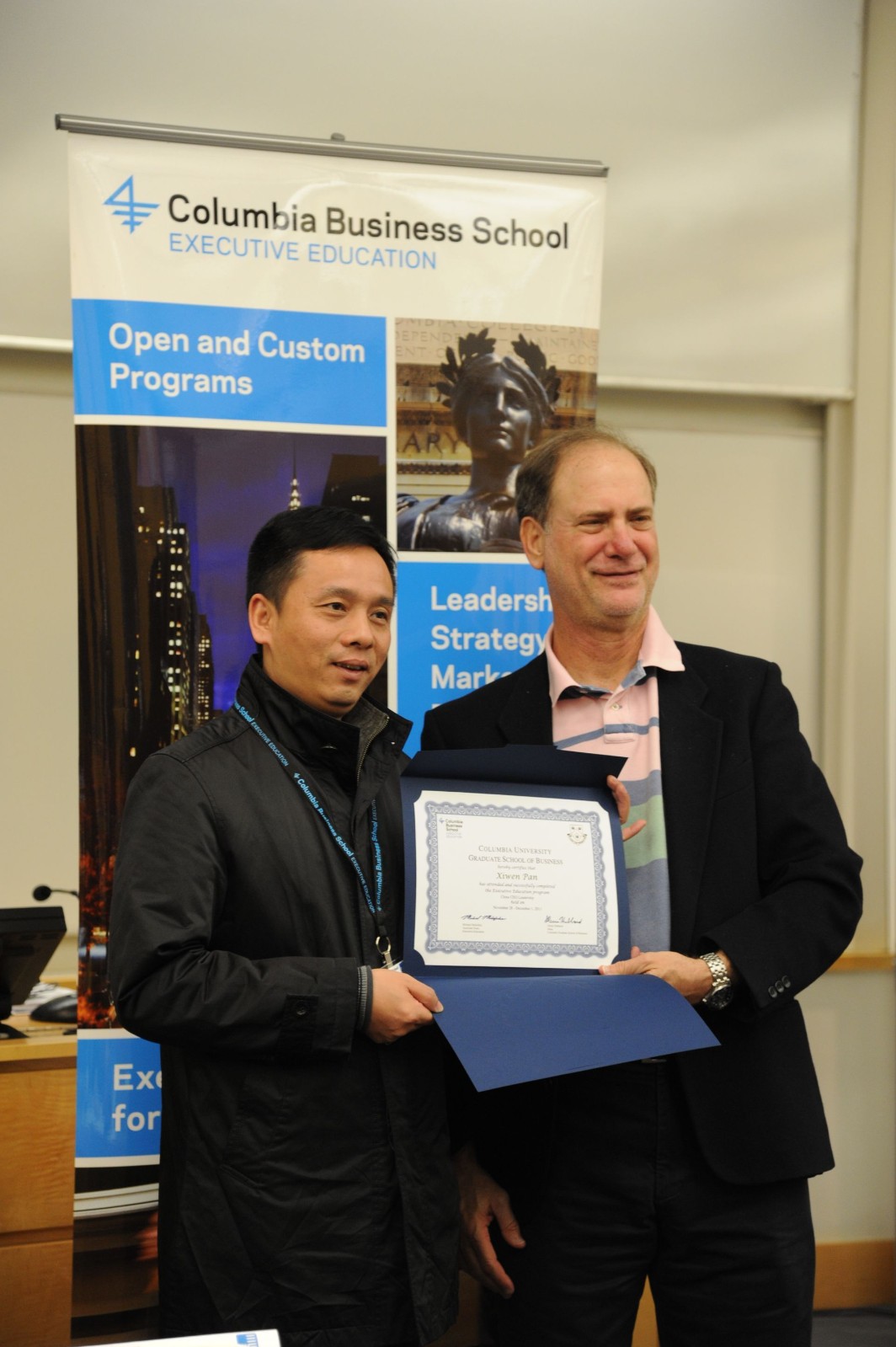 愛(ài)國(guó)情 奮斗者丨潘希文:為大健康產(chǎn)業(yè)堅(jiān)守 潘希文赴美學(xué)習(xí)考察.jpeg