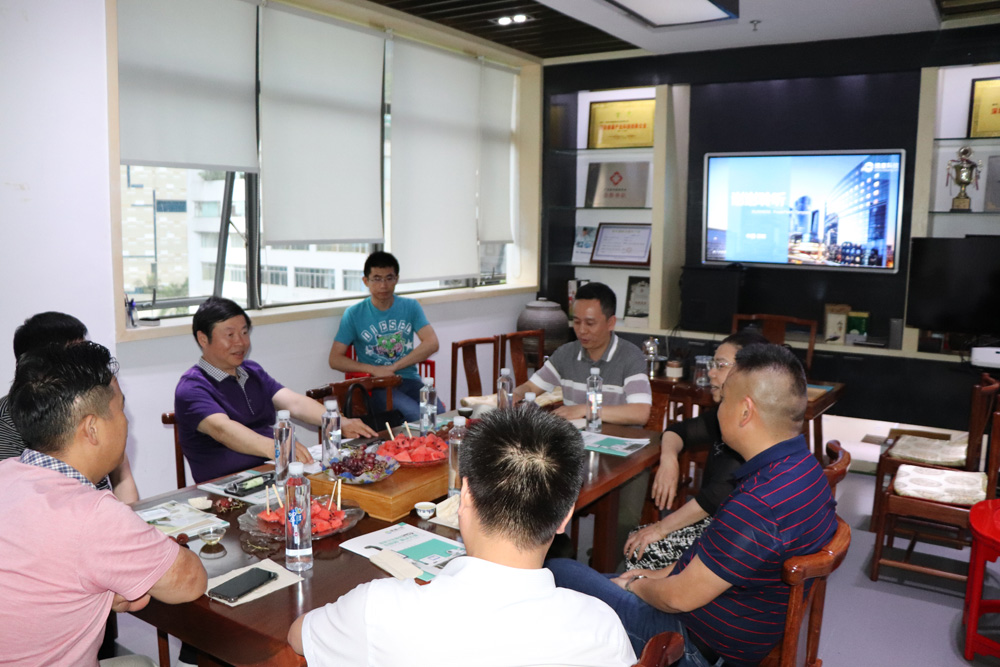 廣東省湖北陽新商會王會長一行蒞臨攜康指導(dǎo)工作 廣東省湖北陽新商會王會長一行蒞臨攜康指導(dǎo)工作