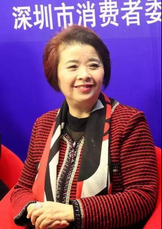 深圳市健康產(chǎn)業(yè)發(fā)展促進會會長 黃鶴 深圳市健康產(chǎn)業(yè)發(fā)展促進會會長 黃鶴