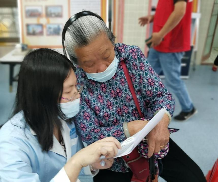 社區(qū)居民踴躍參與此次活動