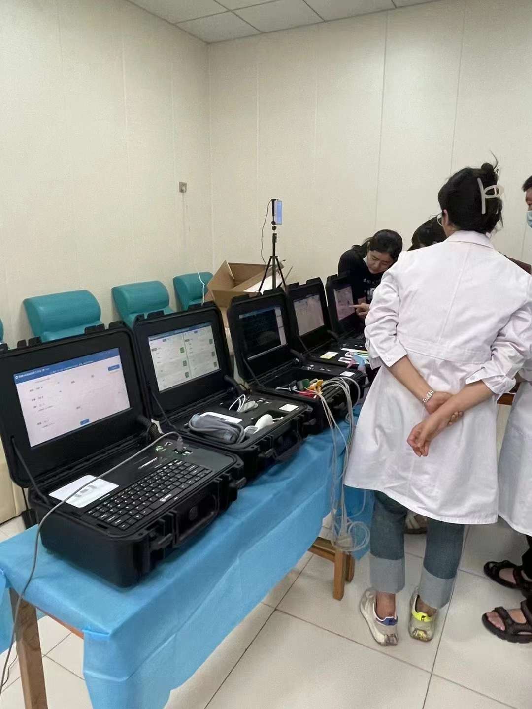 65歲及以上老人體檢保駕護航 65歲及以上老人體檢保駕護航